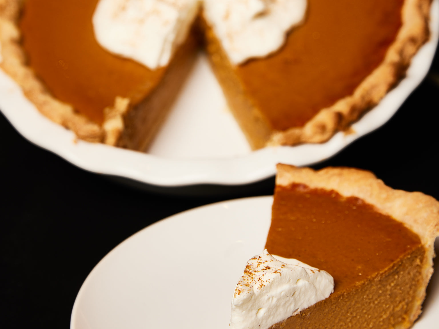 Pumpkin Pie w/ slice